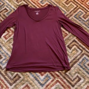 American Eagle long sleeve shirt